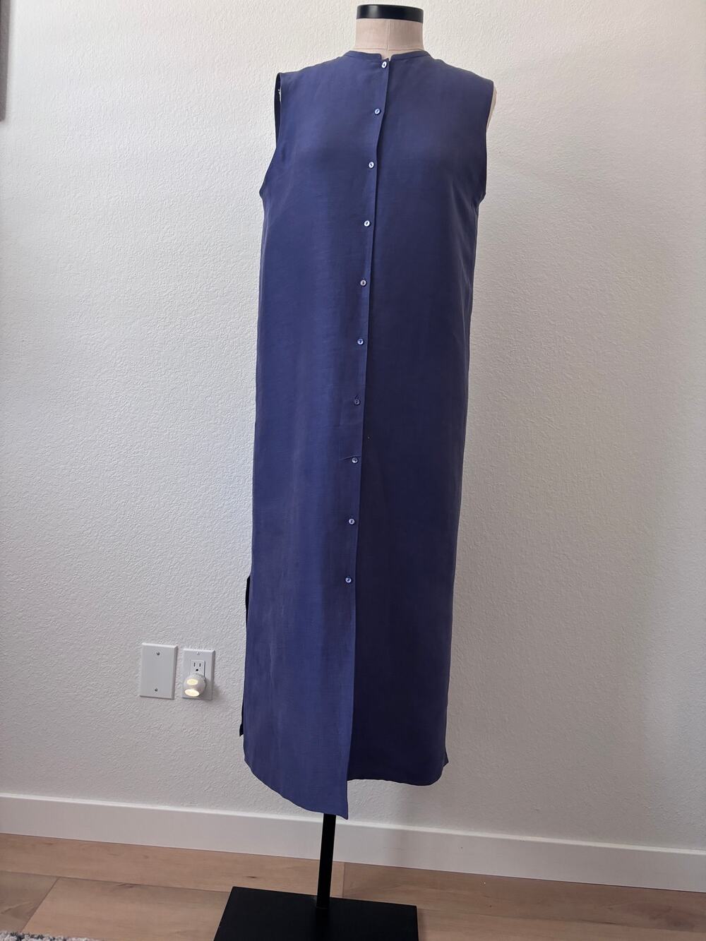 Eileen Fisher - NWOT Women's Silk & Linen Blend Sleeveless Midi Dress Size M